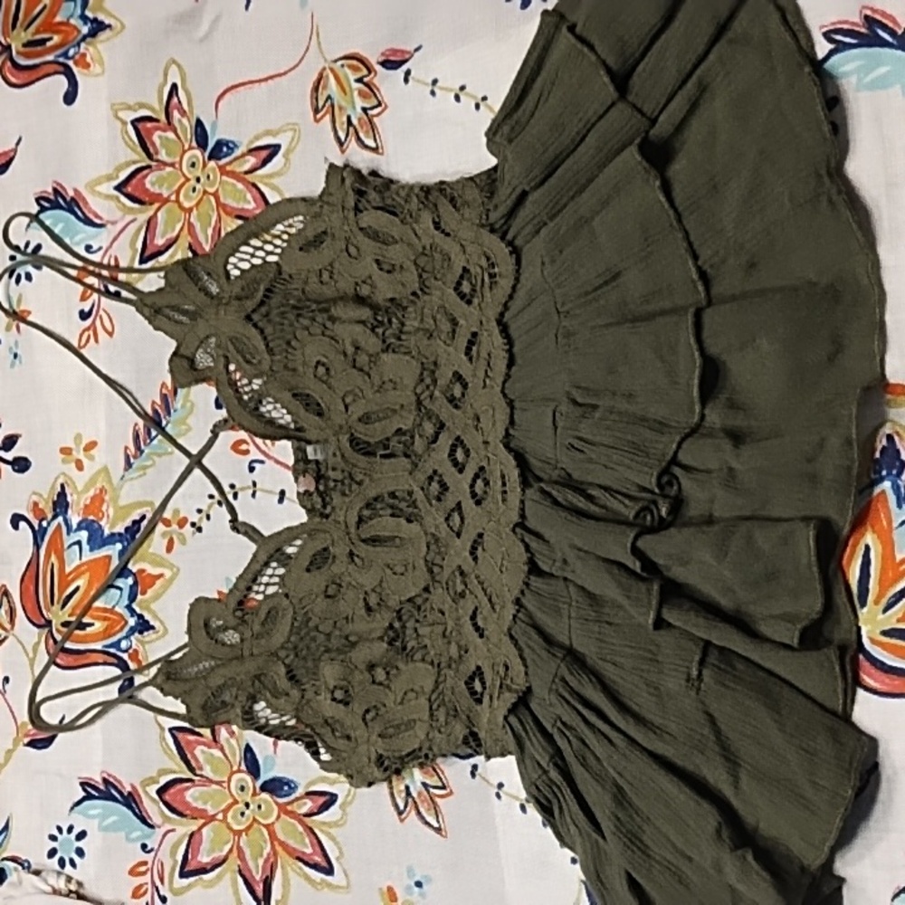 Free People XS Top & Shorts - Picture 4 of 8